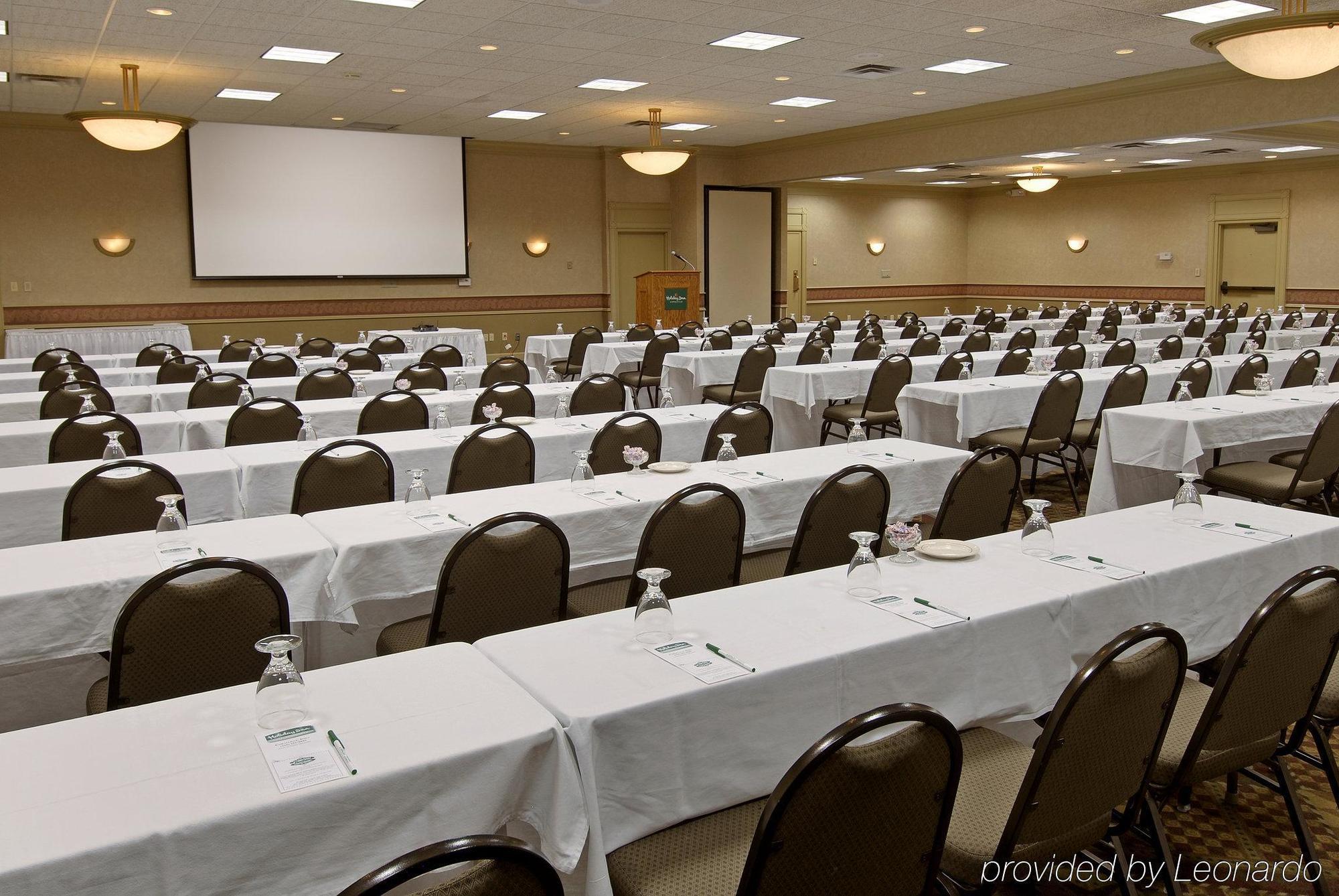 Holiday Inn Coralville - Iowa City By Ihg Съоръжения снимка